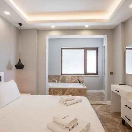 Luxury Flat With Jacuzzi And Amazing Sea View In * Kaş